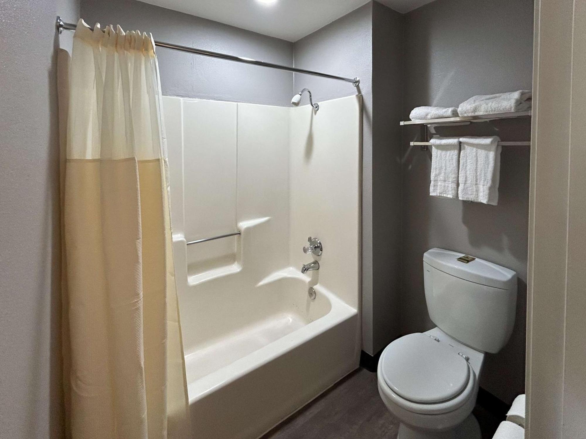 Motel 6 Lake Elsinore, Ca Ngoại thất bức ảnh