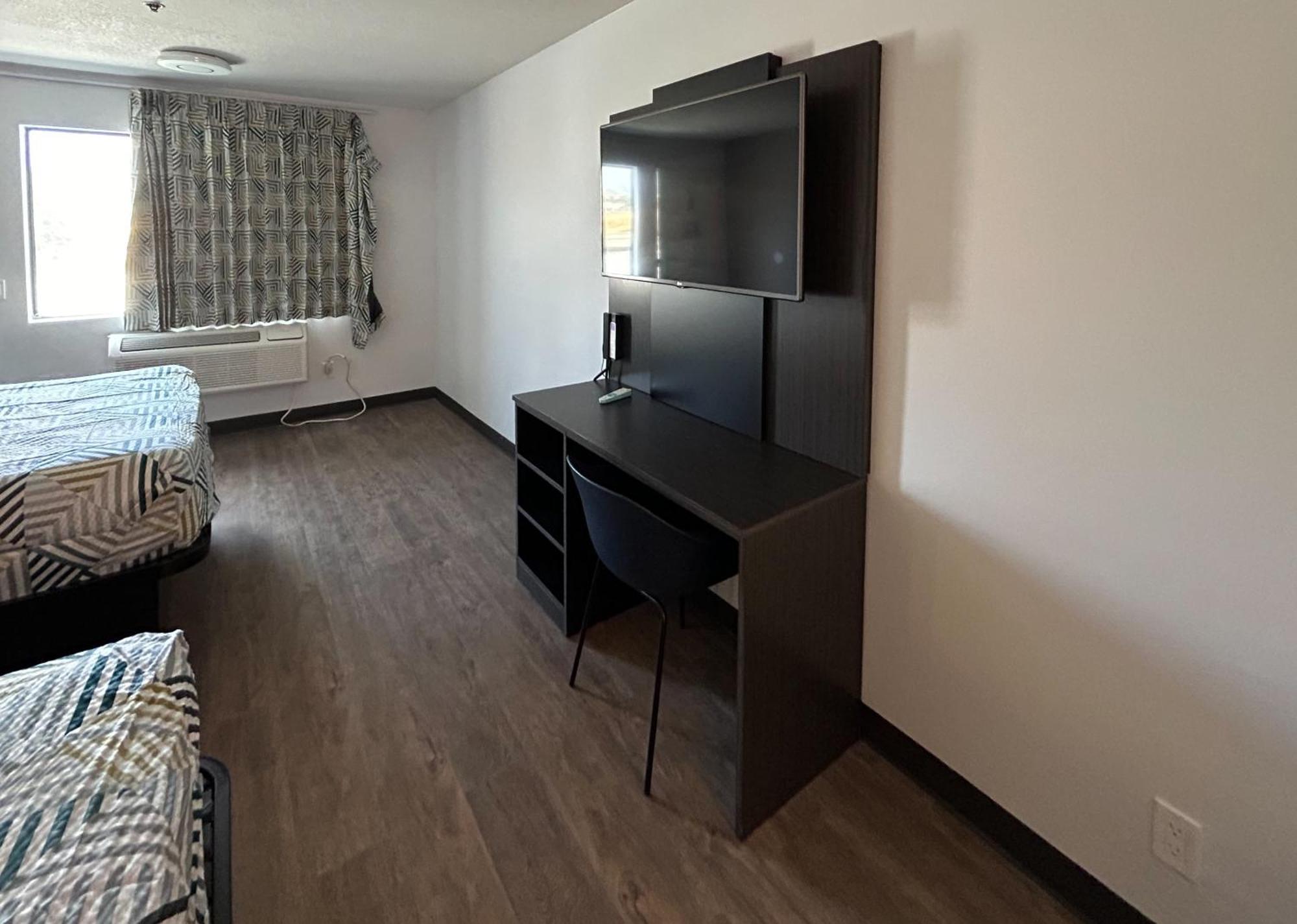 Motel 6 Lake Elsinore, Ca Ngoại thất bức ảnh