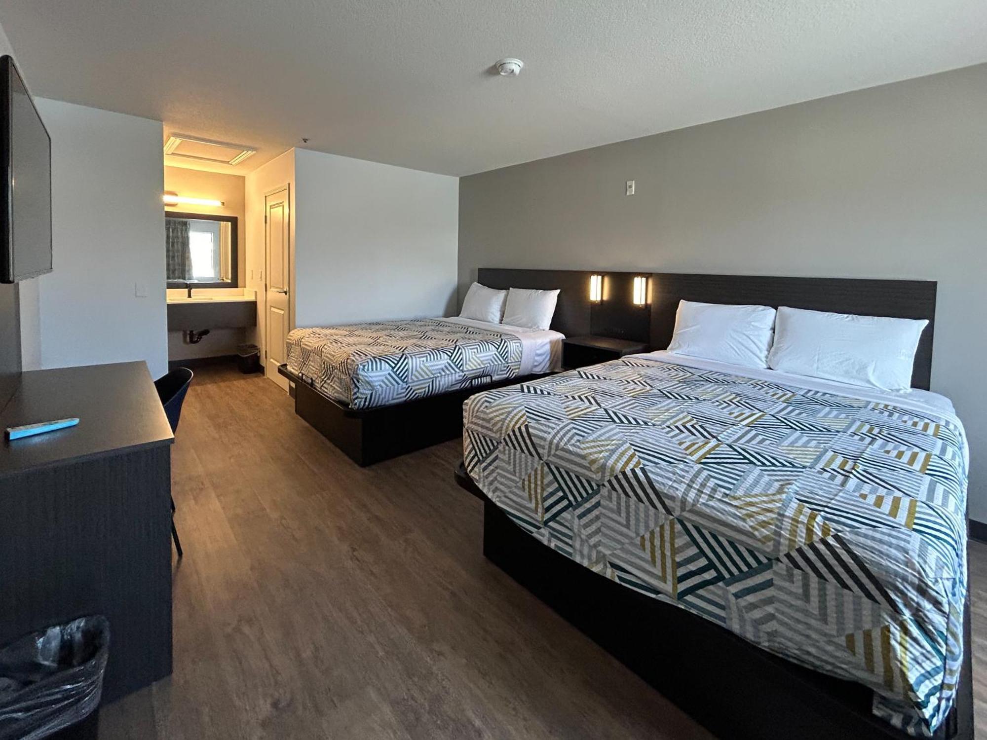 Motel 6 Lake Elsinore, Ca Ngoại thất bức ảnh